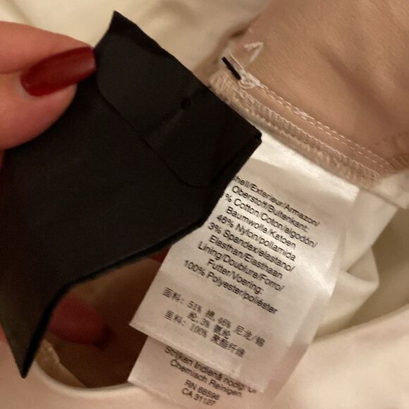 Donna Jaran Cream Ankle-Length Cropped Pants, US2 - Picture 8 of 8